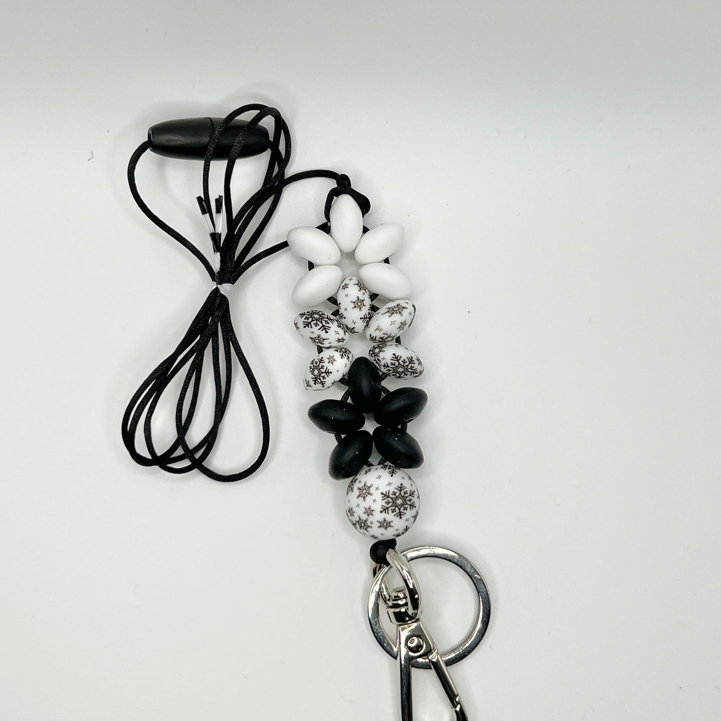 Snowfall Flower Lanyard